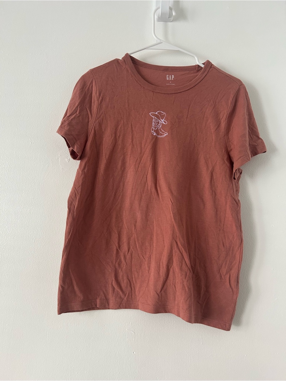 GAP Women’s Burnt Orange Graphic Short-Sleeve Tee